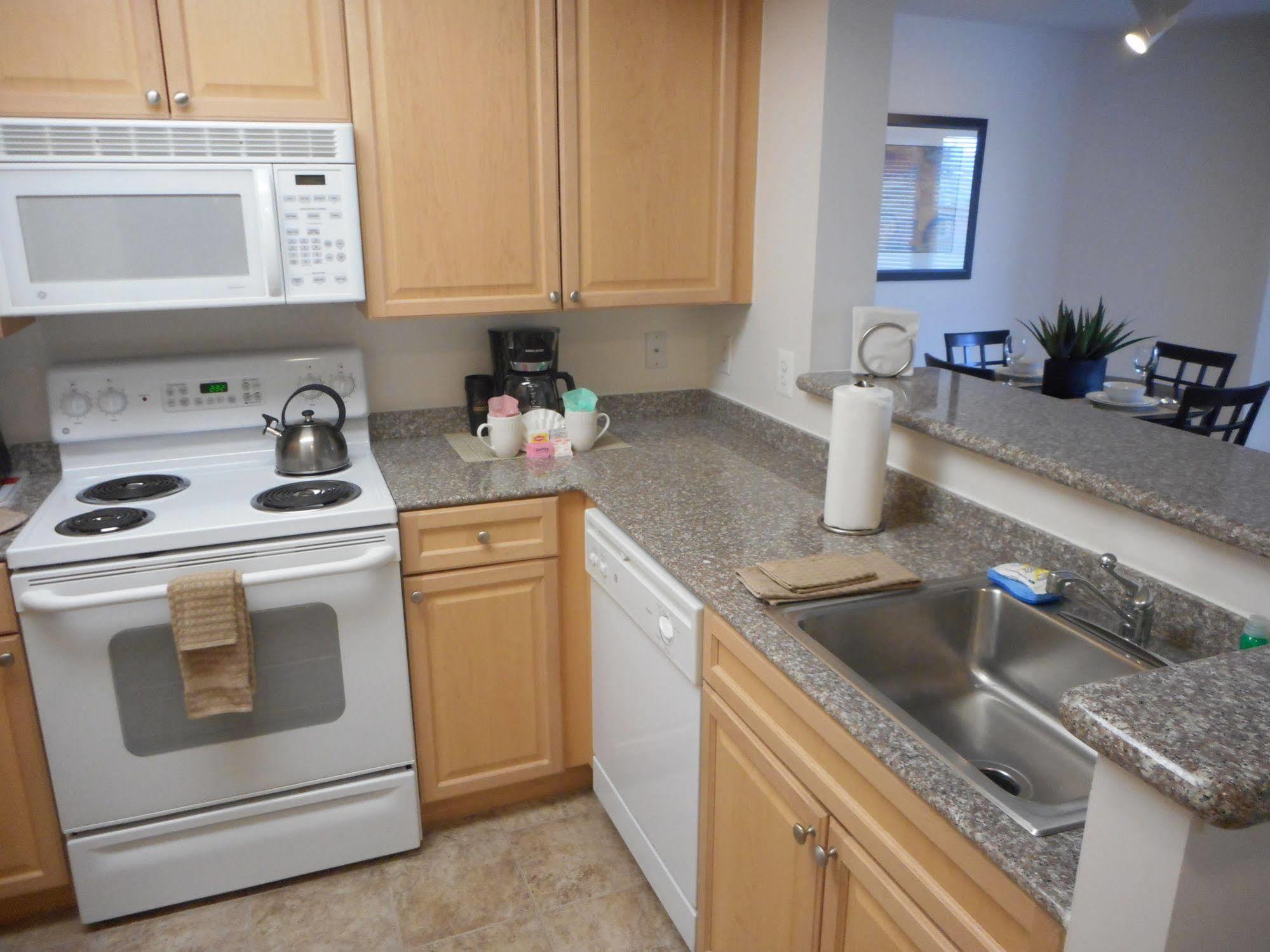 Hotel Weichert Suites At Andover House Washington